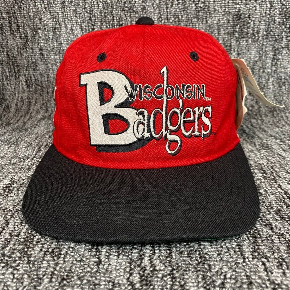 VTG Wisconsin Badgers Hat NWT Made in USA Snapback Cap Outdoor Cap Green Under